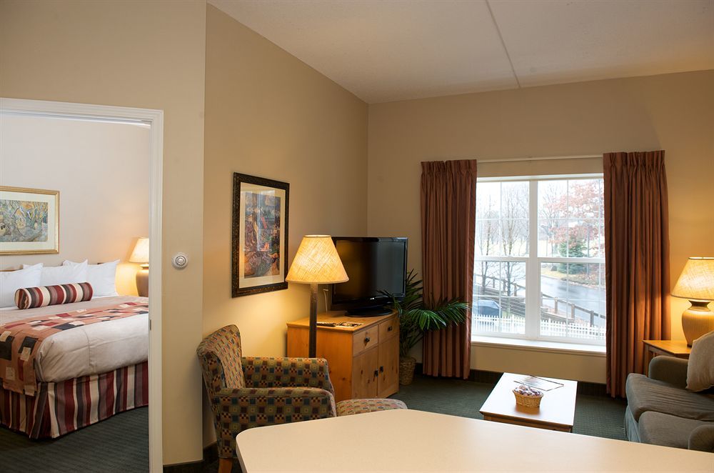 Cresthill Suites Suny University Albany Exterior foto